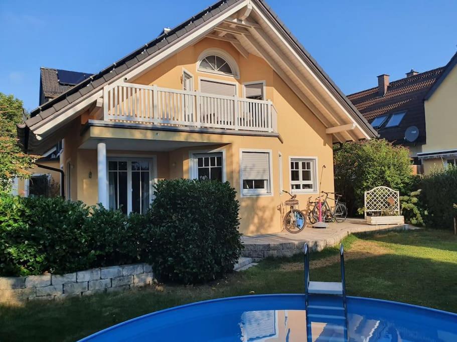 Phantastisches Haus Mit Pool Direkt In Muenchen Exterior foto